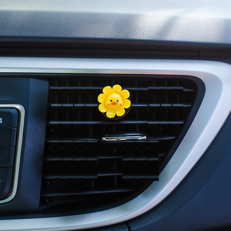 Perfume de coche, aromaterapia, lindo conejito, colgante de salida de aire acondicionado de coche, decoración de coche femenina de celebridades netas