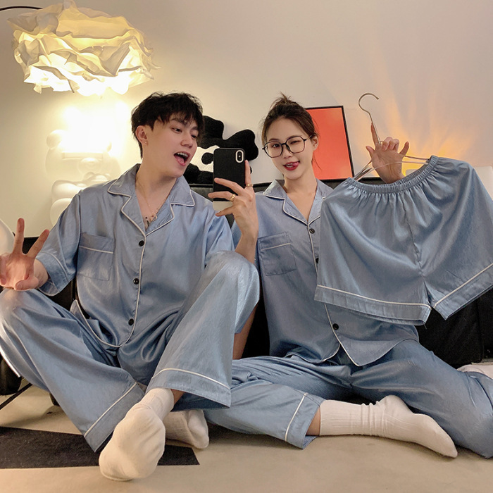 Pajamas de pareja primavera y verano delgada seda de hielo de mangas cortas sensación de alto tamaño de tres piezas conjunto de ropa de verano para hombres y mujeres