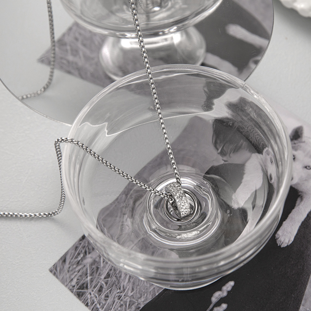 Original Design Double Ring Titanium Steel Inlay Rhinestones Pendant Necklace 1 Piece