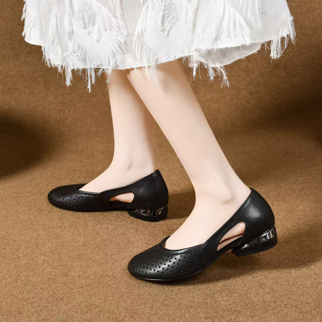 Giày sandal nữ da thật mũi tròn khoét lỗ, gót vuông thấp, xỏ ngón tiện lợi — đen chi tiết 7