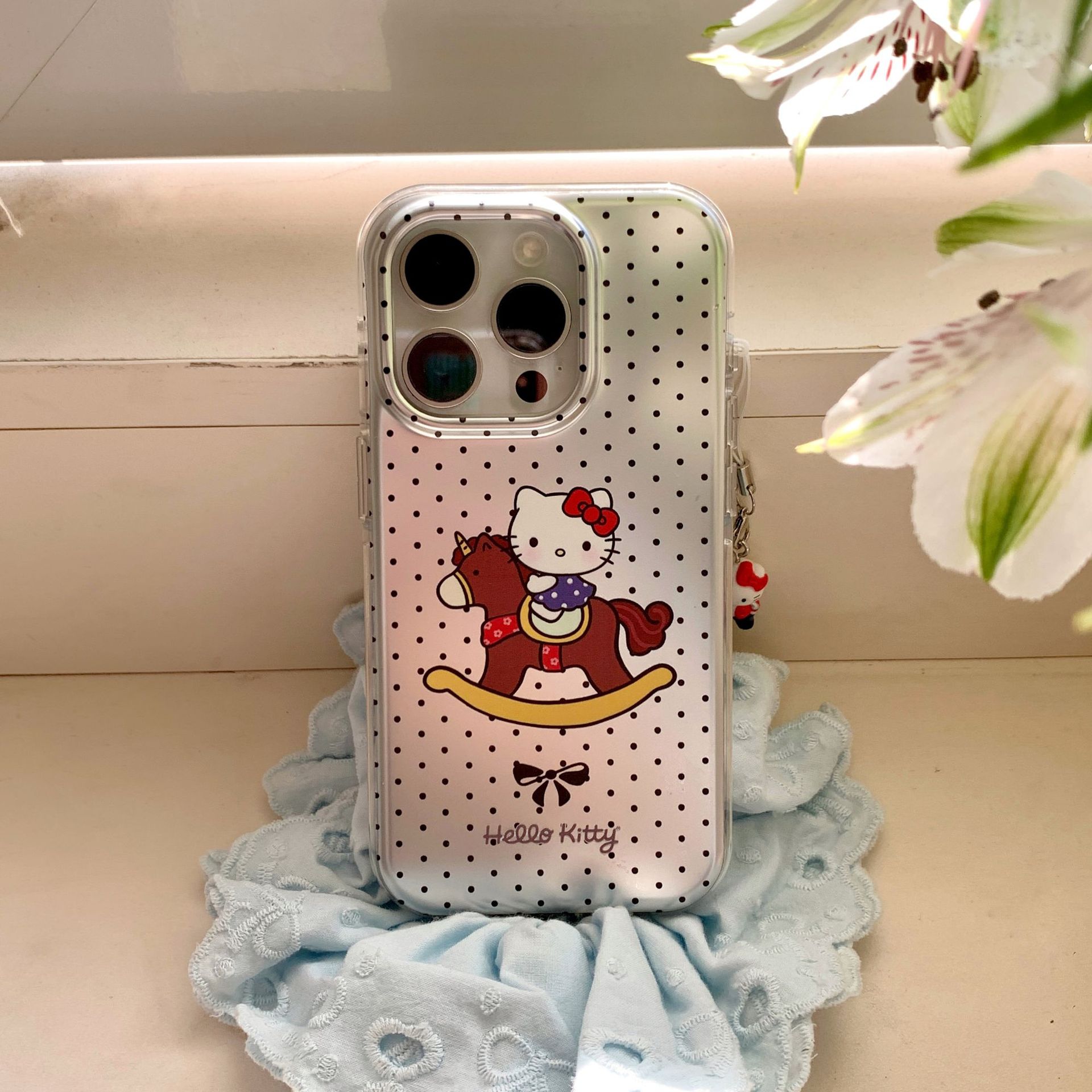 Caballo de Troya de punto de onda plateado galvanizado simple KT cat para iPhone16 funda para teléfono móvil 15ProMax femenino 14/13 nuevo 16P