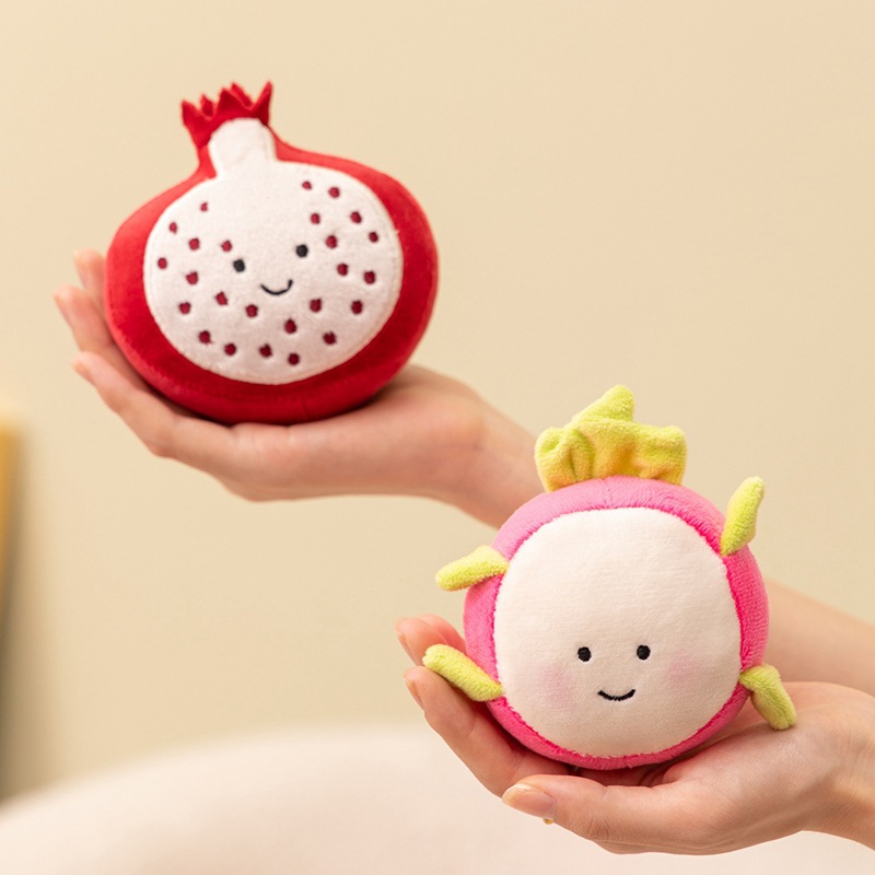 Fruitas interesantes melocotones bananas granada fruta de fuego juguetes de peluche bolsas de muñecas colgantes cereza muñeca agarrar muñeca máquina