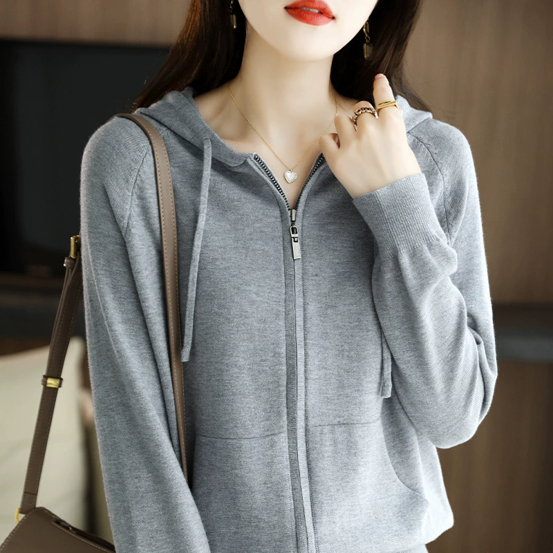 Свободный повседневный модный дикий свитер короткий кардиган куртка новый осенний и зимний женский вязаный кардиган с капюшоном