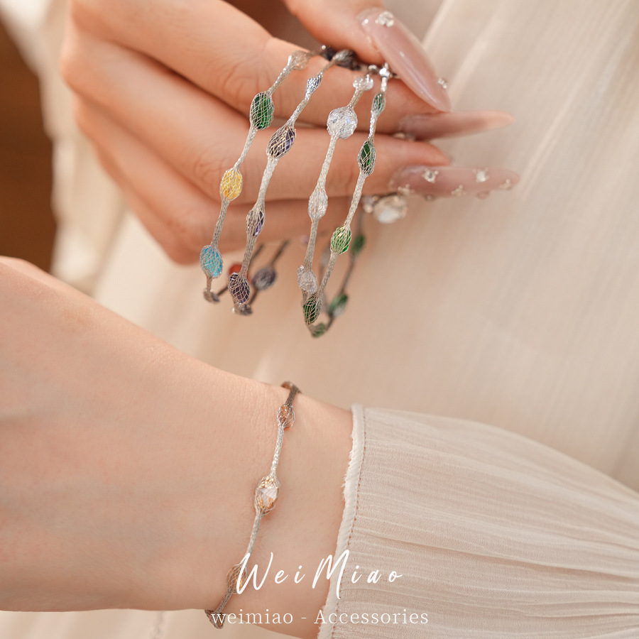 Collar de pulsera redonda de zircon de color lujo ligero nicho de alto nivel sensación de cadena clavícula temperamento simple conjunto de joyas personales image 5