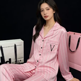 睡裙;女士家居服;睡袍、浴袍