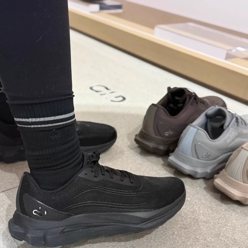 alo yoga Runner 网面透气跑步鞋夏季轻便舒适跑鞋软底休闲运动鞋|undefined