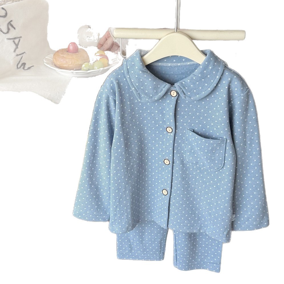 Pajamas infantiles de otoño y invierno abrigo con solapa caliente pantalones de otoño para niños y niñas bebés de clase A cardigan de terciopelo para el hogar