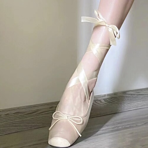 Ballet style single shoes for women, autumn strappy flat shoes, elegant lady outer wear, square toe Mary Jane shoes, bridesmaid shoes