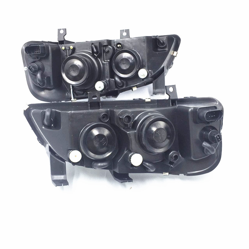 Aplicable a Chery nuevo 06 / 07 / 08 / 09 / 11 / 12 conjunto de faro de bandera nube 2 faro de iluminación de bandera nube