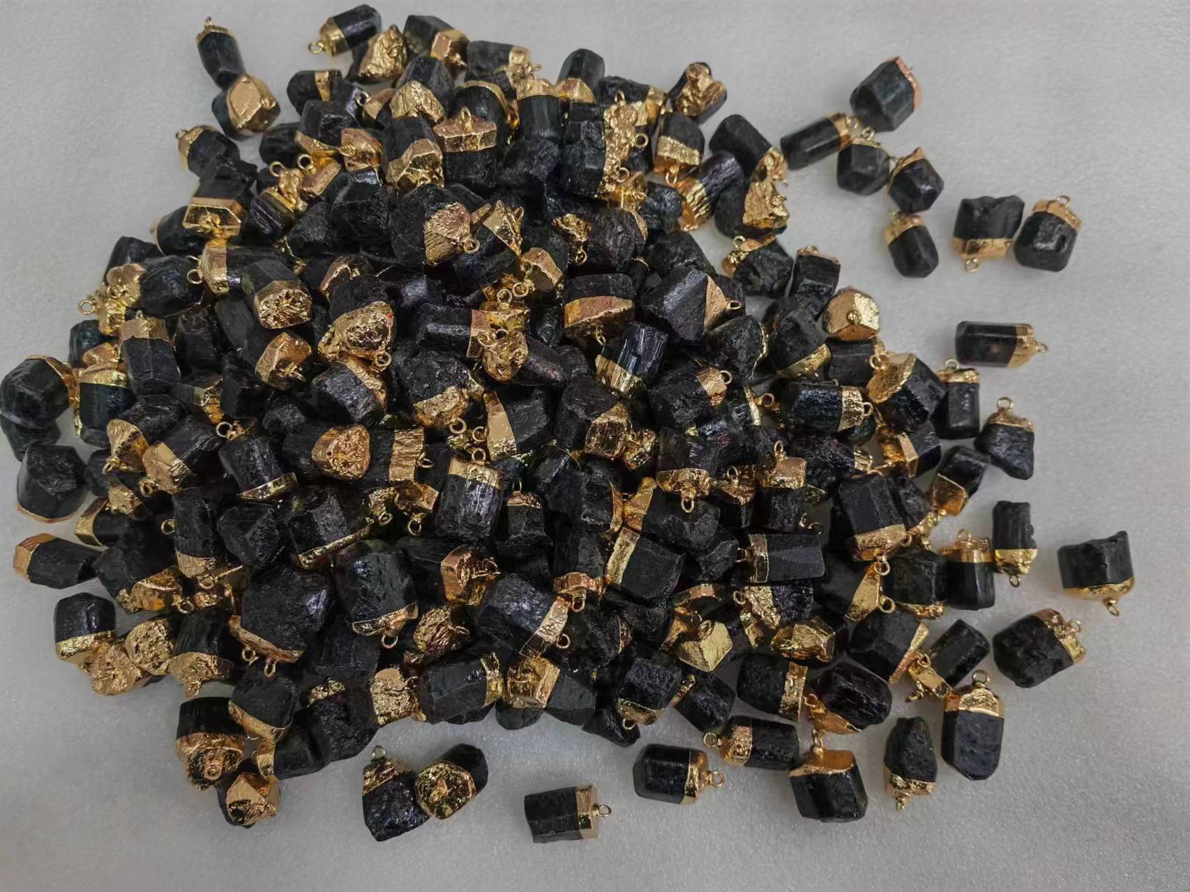 黑碧璽吊墜掛件天然水晶原石項鍊diy飾品配飾黑碧璽碎石掛飾跨境