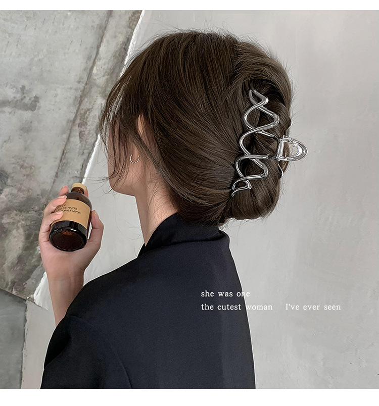 30g Weight Hair Claws Hair Accessories Type 1 Piece Quantity Daily, Street Occasion Alloy Material Geometric Pattern Women's Gender Plating Design IG Style Style Women's Ig Style Geometric Alloy Plating Hair Claws 1