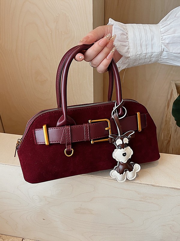 Bolso de pulso de tendencia coreana de hebilla de cinturón de mujer personalidad de verano lujoso ligero versátil ocio de alto nivel sensación de hombro mochila