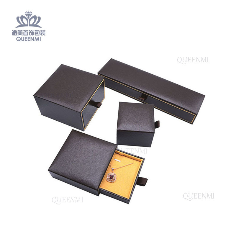 现货红色咖色戒指吊坠手镯长链抽拉盒 耳钉耳环充皮纸抽拉首饰盒