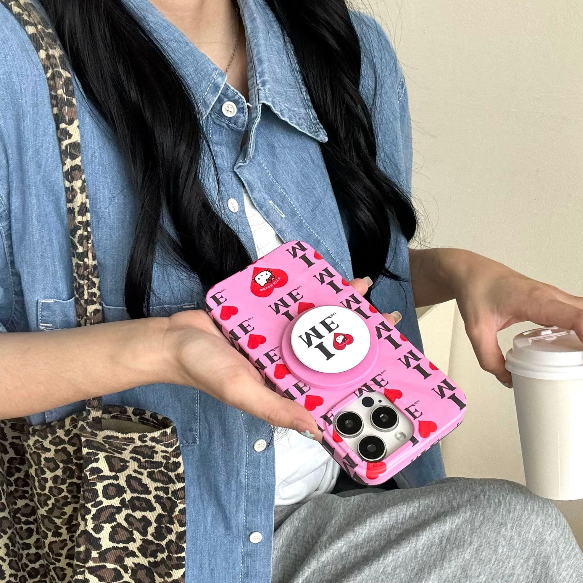 Ins base love KT cat apple 16ProMax funda para teléfono móvil 15Pro atracción magnética 14/13 celebridad neta 15PM