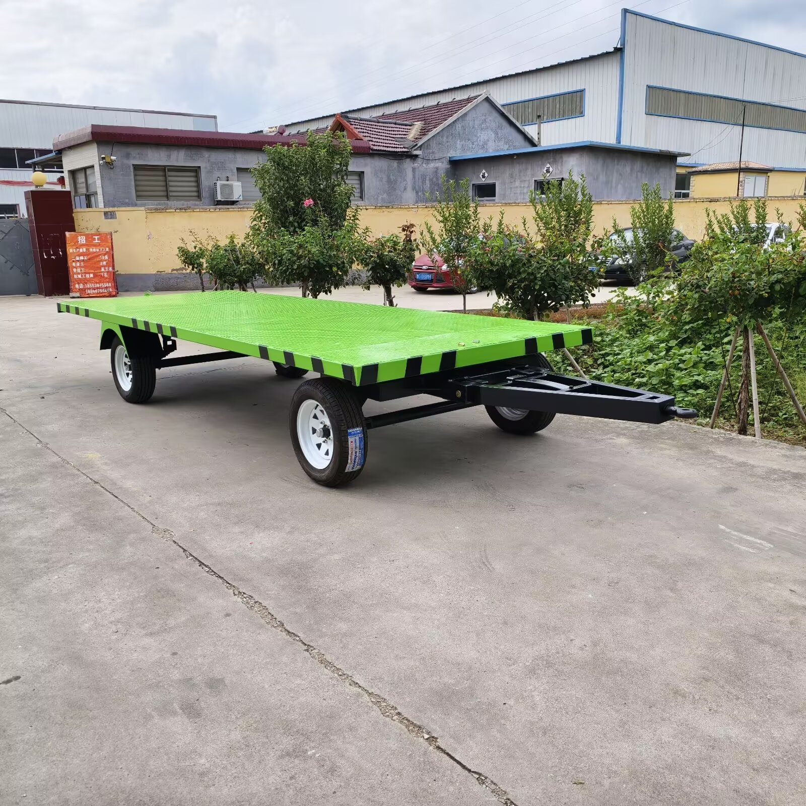 牵引式平板拖车转运小型厂区设备搬运车仓储物流运输车真空轮胎