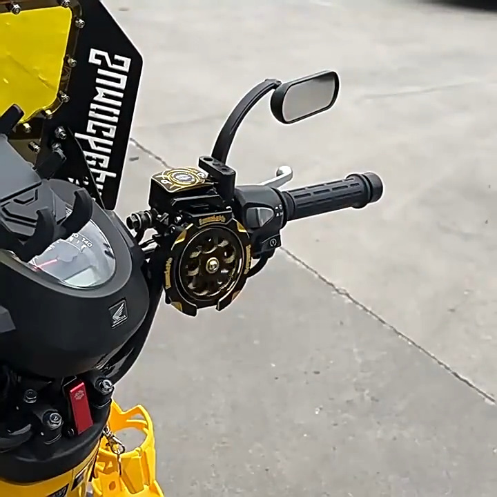 New electric vehicle cycling water cup holder, bicycle delivery riding protective bar water bottle holder, universal fixed drink holder