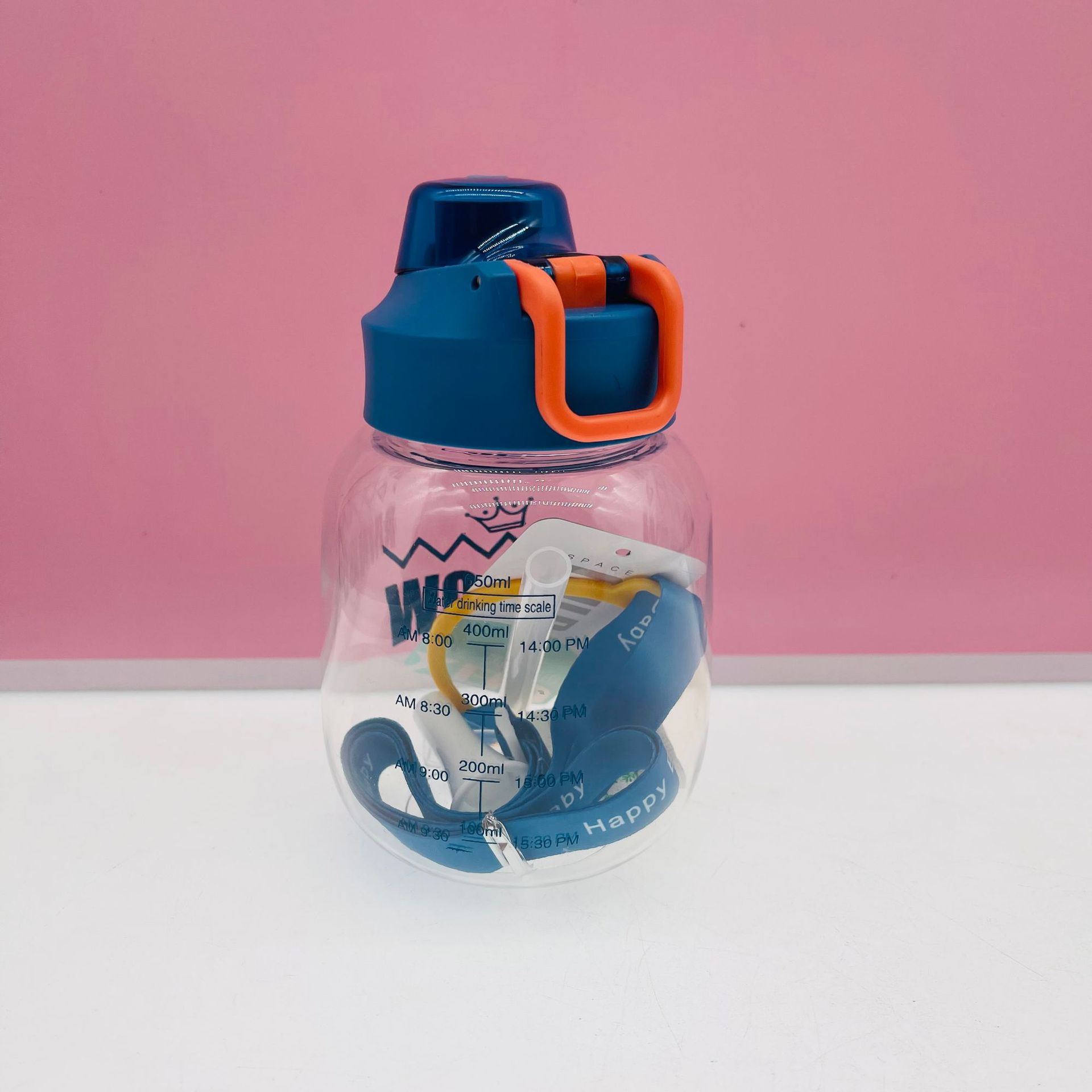 Xinbedi nuevo pequeño vientre taza de dibujos animados de Internet celebridad de los niños taza de agua 650ml taza de paja de plástico estudiante hervidor portátil