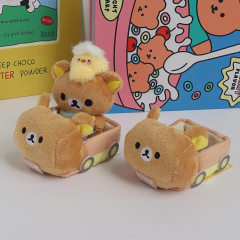 日本のかわいいリラックマ車ぬいぐるみペンダントクマ車シーン装飾人形人形バッグペンダント