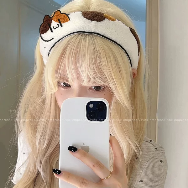 Cute cat-themed hair accessories for tidying up messy bangs: side-clip hairbands, headbands, and stylish hair clips for washing your face, adding a touch of sophistication to your hairstyle
