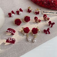 秋冬季山茶花耳钉女新娘轻奢植绒新年红色耳环高级感耳饰批发