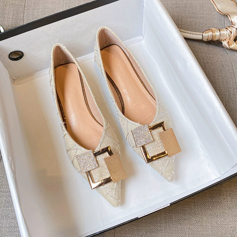 T75 остроконечные одиночные туфли женские 2024 сказочные нежные плоские женские туфли чувство дизайна нишевые женские туфли большого размера 41 один 43