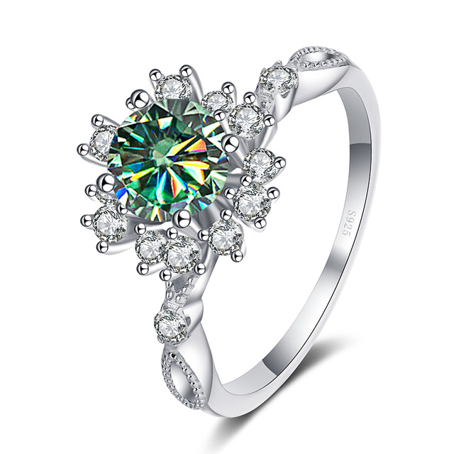 女富贵花钻戒子