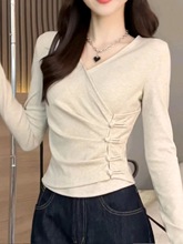 新中式国风v领正肩长袖t恤女早秋季高级感纯欲风显瘦收腰打底上衣