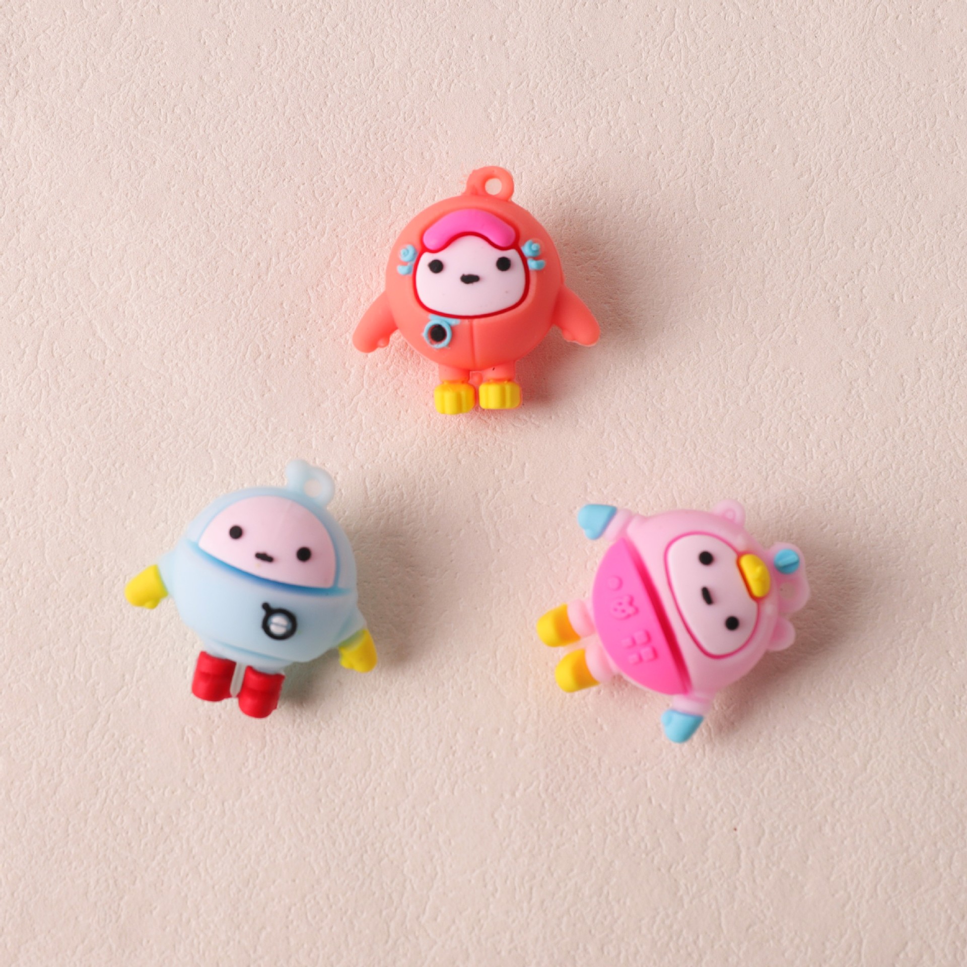 Big Egg Boy Party Keychain Colgante DIY Colgante Mochila Colgante 3D Muñeca de PVC Blanda Regalo