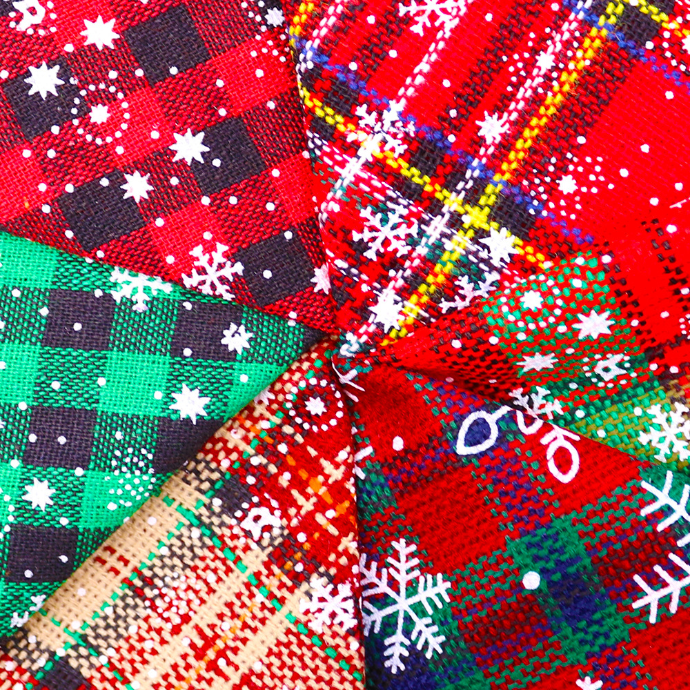 Retro Polyester Christmas Plaid Snowflake Pet Saliva Towel display picture 1