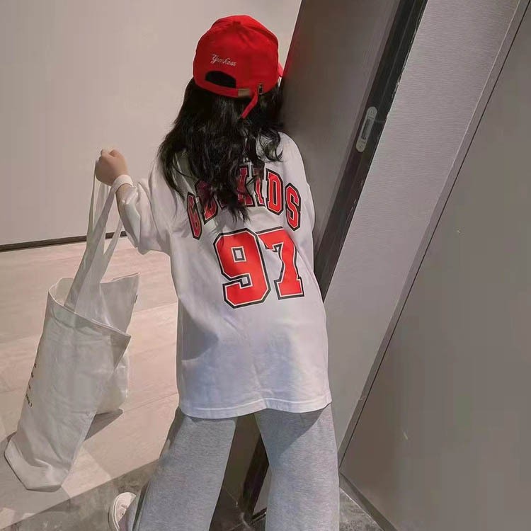 女の子の中の長いワンピースの洋風の夏服の中で大きい子供のゆったりしている上着の子供の半袖のバスケットボールの服のtシャツのスカートのファッション