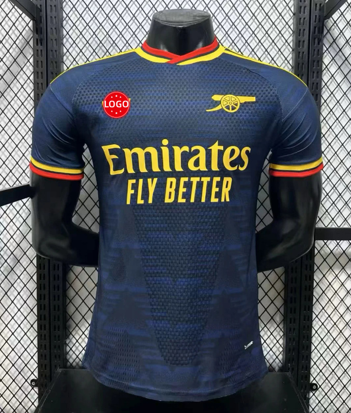 2627 camisetas de fútbol versión jugador, nuevas camisetas de fútbol de clubes como Barcelona, Real Madrid, Bayern, Arsenal, París.
