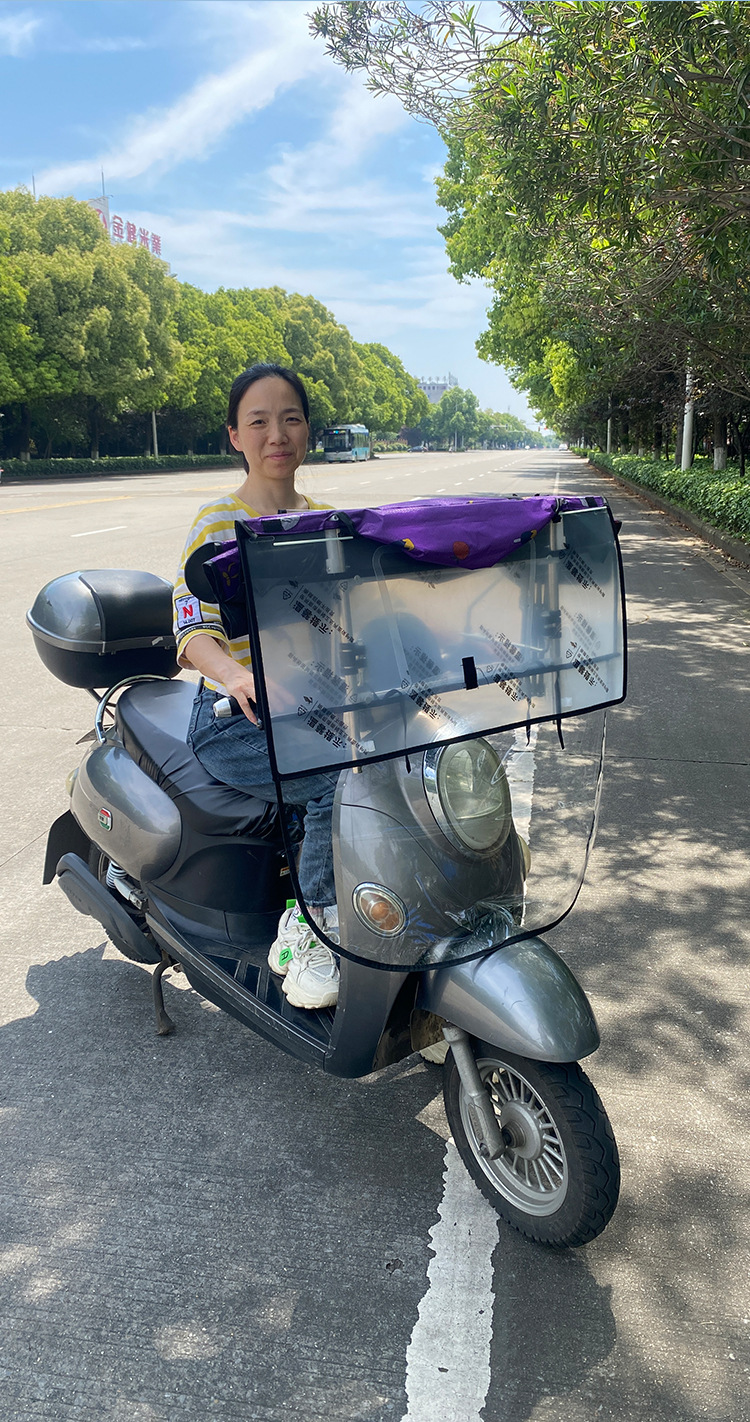 The New Electric Vehicle Is Convenient and Foldable, with a Windproof, Rainproof, and Sunproof Retractable Thickened Canopy