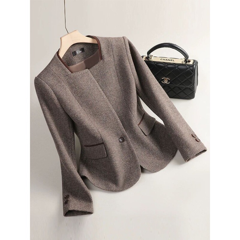 Square-Neck Blazer for Women, Spring and Autumn 2025 New Style, Elegant Socialite Chanel-Style Tweed Short Blazer Jacket Square-Neck Blazer for Women, Spring and Autumn 2025 New Style, Elegant Socialite Chanel-Style Tweed Short Blazer Jacket
