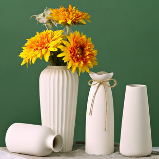 A generation of white pigment burning vase ceramic wholesale water planting dried flower ornaments stall supply factory outlet