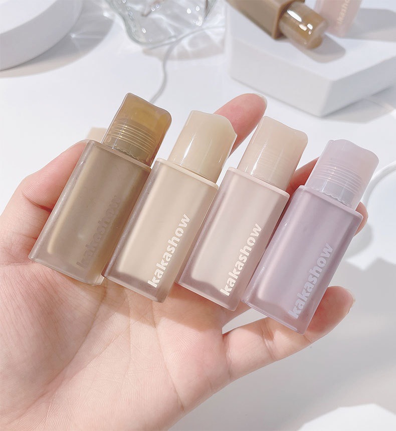 kakashow Pink matte nude lip Gloss, a natural summer matte lip mud that makes the skin look fairer and less likely to stick to a cup of soft matte lipstick undefined