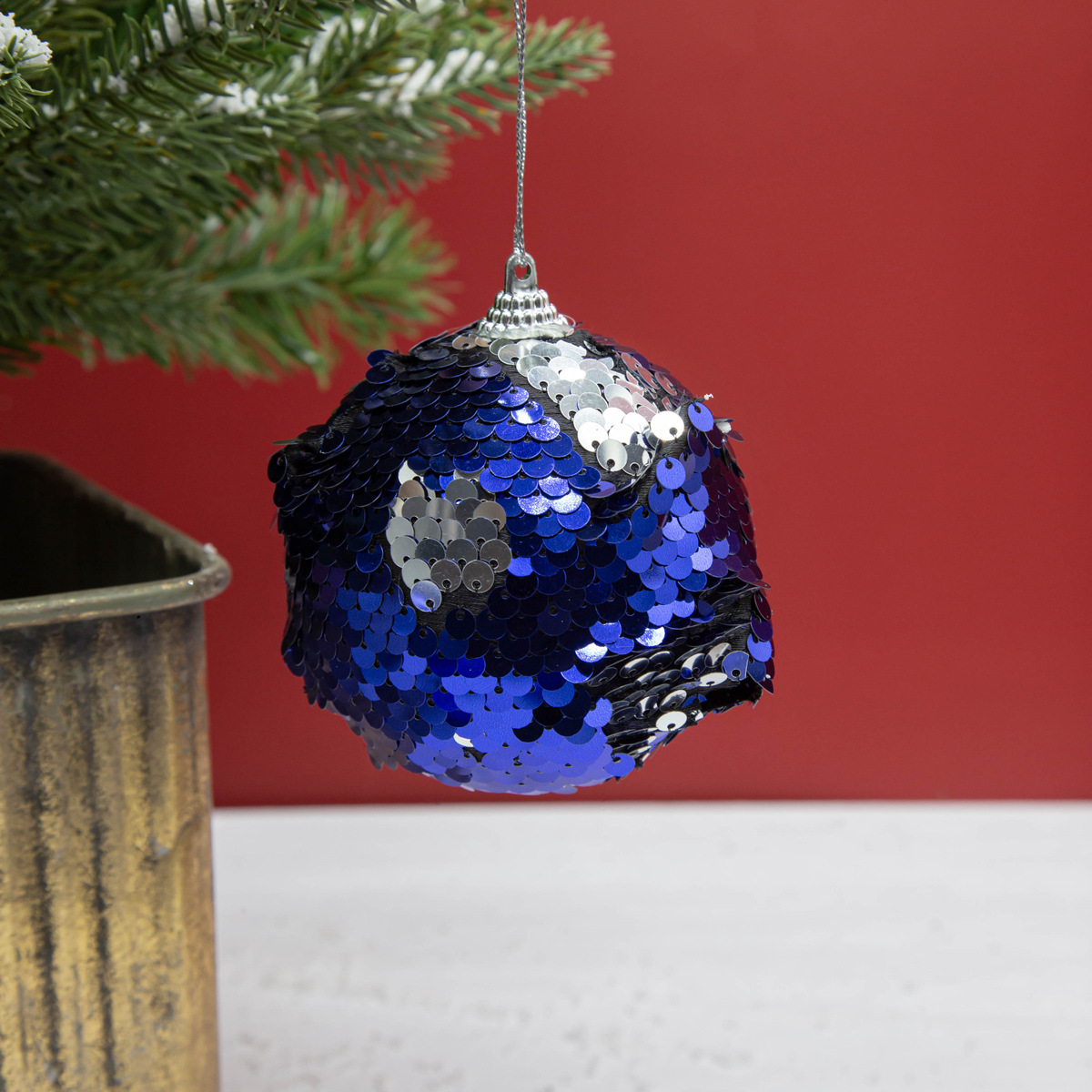 En stock Venta caliente lentejuelas espuma material Navidad bola Navidad árbol colgante 8cm 6 Pack Navidad decoración suministros