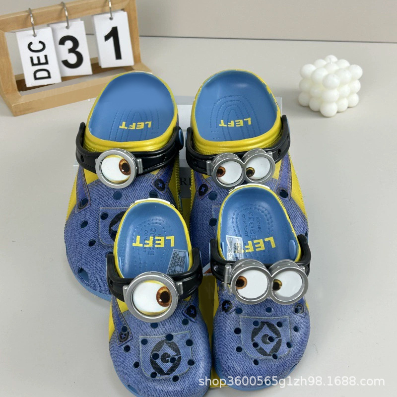 Crocs Minions Sunglasses Style Clogs Parent-Child Shoes Despicable Me Beach Closed-Toe Sandals Men's Slippers