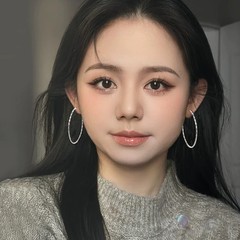 満天の星の丸い耳のボタンのデザイン感が不規則です。