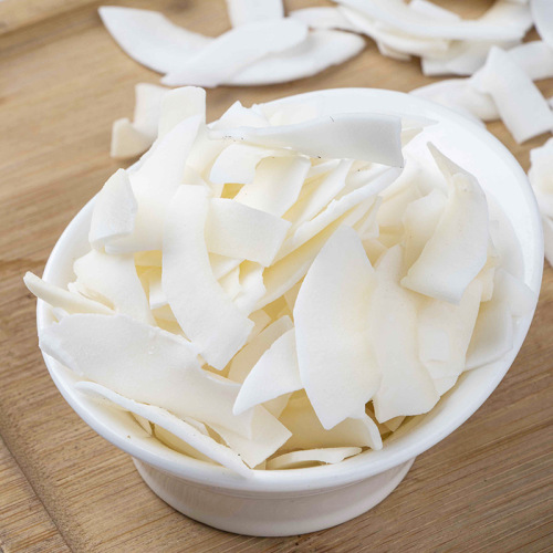 Wholesale Hainan coconut flakes bulk coconut copra 500g coconut chips ready-to-eat snacks for children and pregnant women to satisfy their cravings