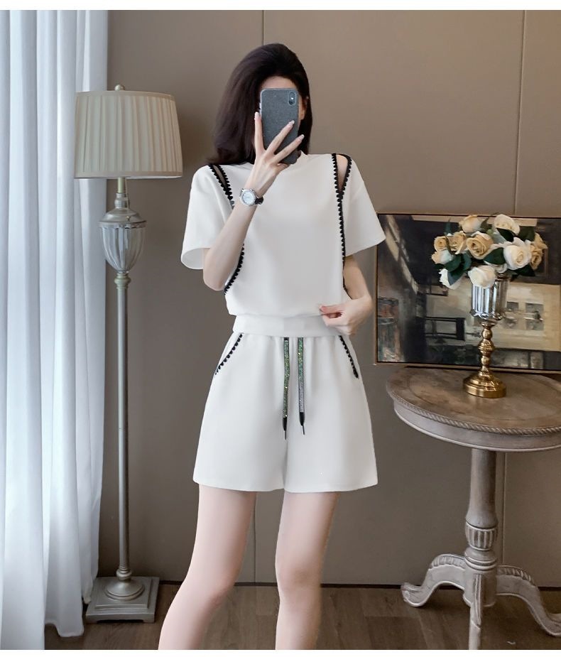 Warm Maple Black Sports Casual Suit Women, Summer 2026 New Style, Youthful Stylish, Petite And Plus Size Shorts For_ecoleips.com