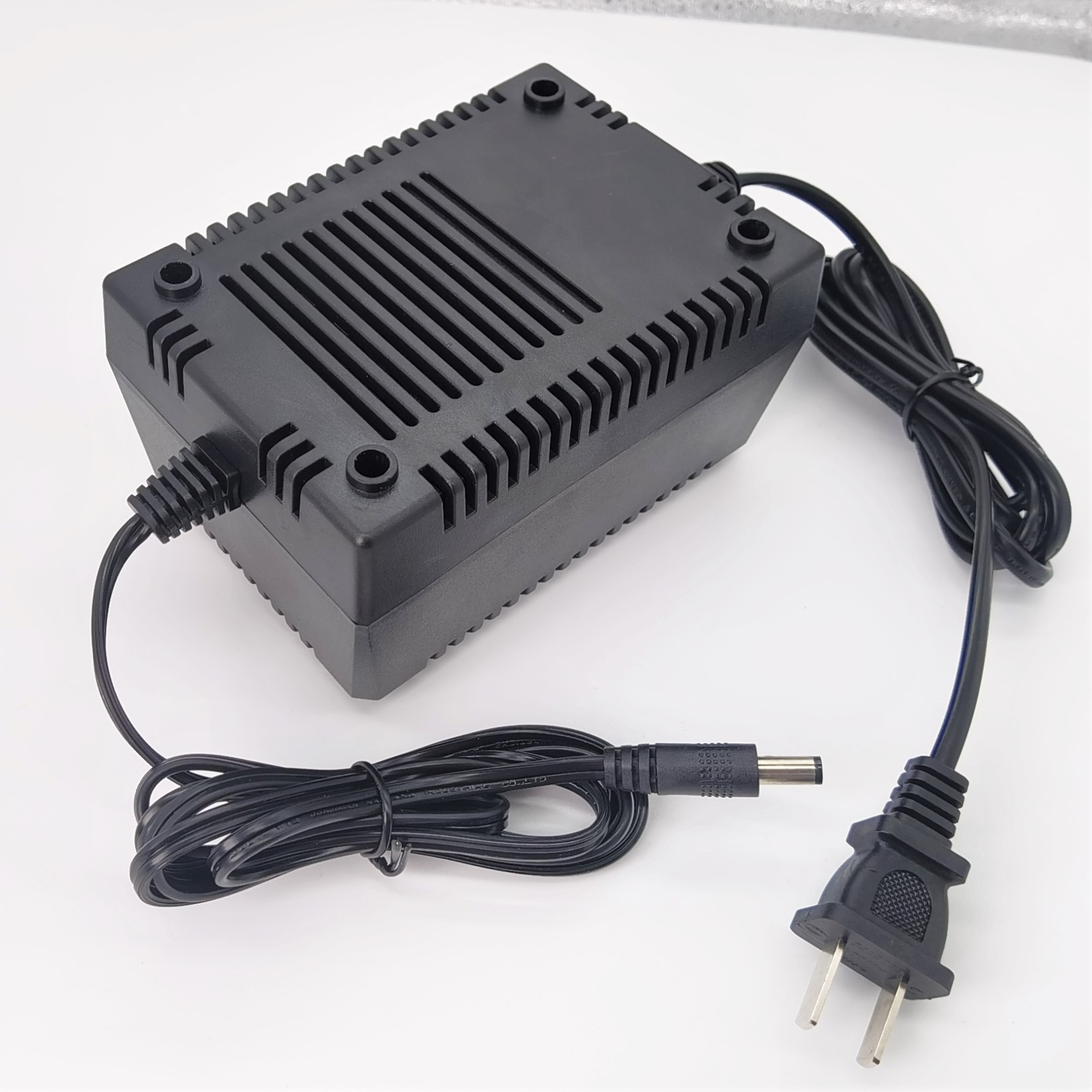 销售适配器220V DC24V3A  花草灌溉电源