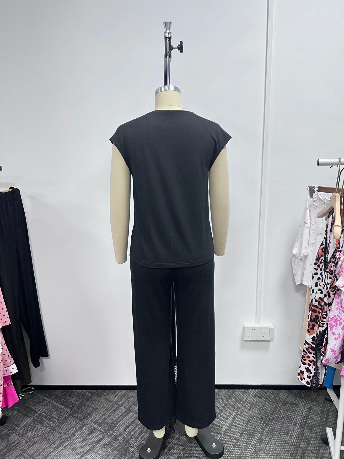Sleeveless Hoodie & Pants Set For Women, Loose Fit Casual Jogger Outfit, Waffle Knit Cropped Top And Lounge Shorts Two Piece_ecoleips.com