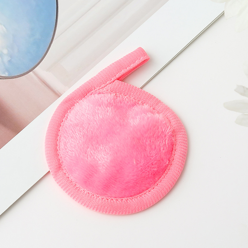 Limpieza repetida con desinfectantes de fibra de franela desinfectantes de fibra de franela desinfectantes de maquillaje con agua limpia