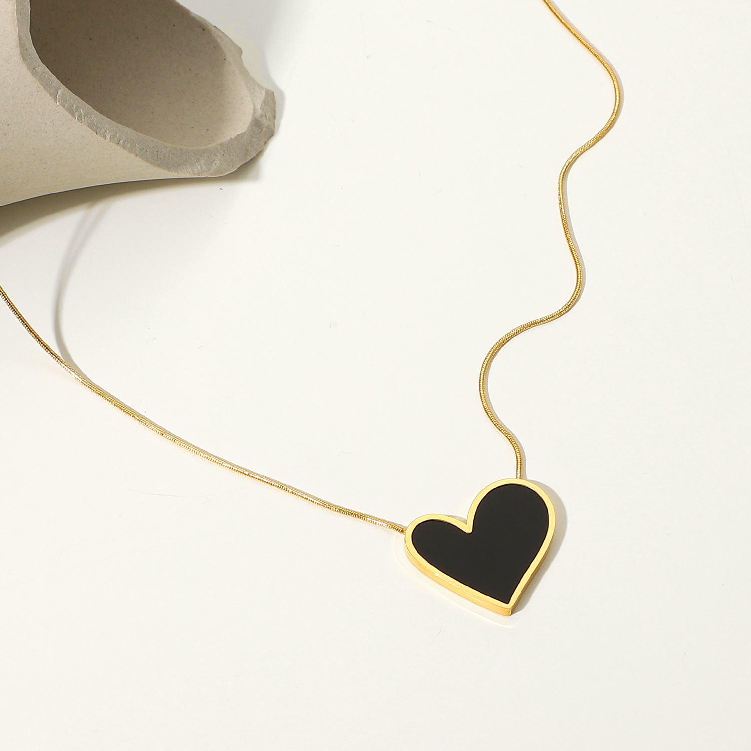 Simple Style Heart Stainless Steel Plating Necklace display picture 3