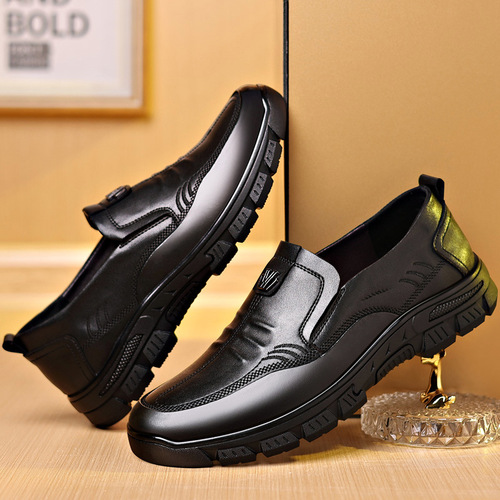 Leather shoes for men, spring and autumn business casual, middle-aged dad men's shoes, breathable soft soles, non-slip shoes for the elderly, men's shoes