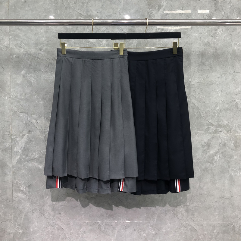 Summer pleated skirt