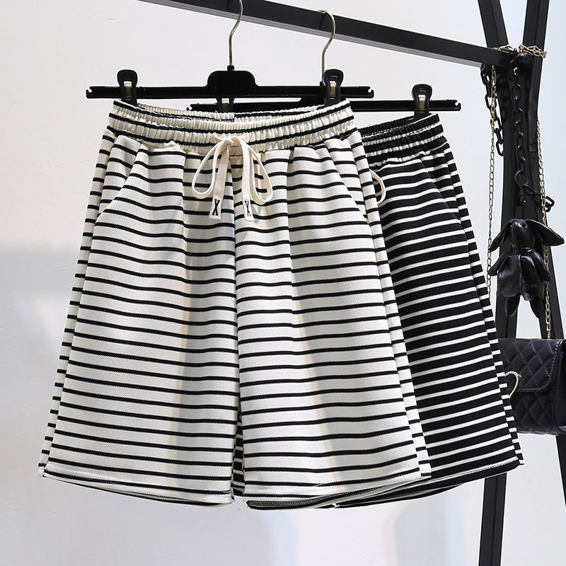 Plus Size 100kg Black and White Striped Shorts for Women, New Summer Style, Knee-Length Wide-Leg Casual Running Sports Hot Pants Ins Plus Size 100kg Black and White Striped Shorts for Women, New Summer Style, Knee-Length Wide-Leg Casual Running Sports Hot Pants Ins