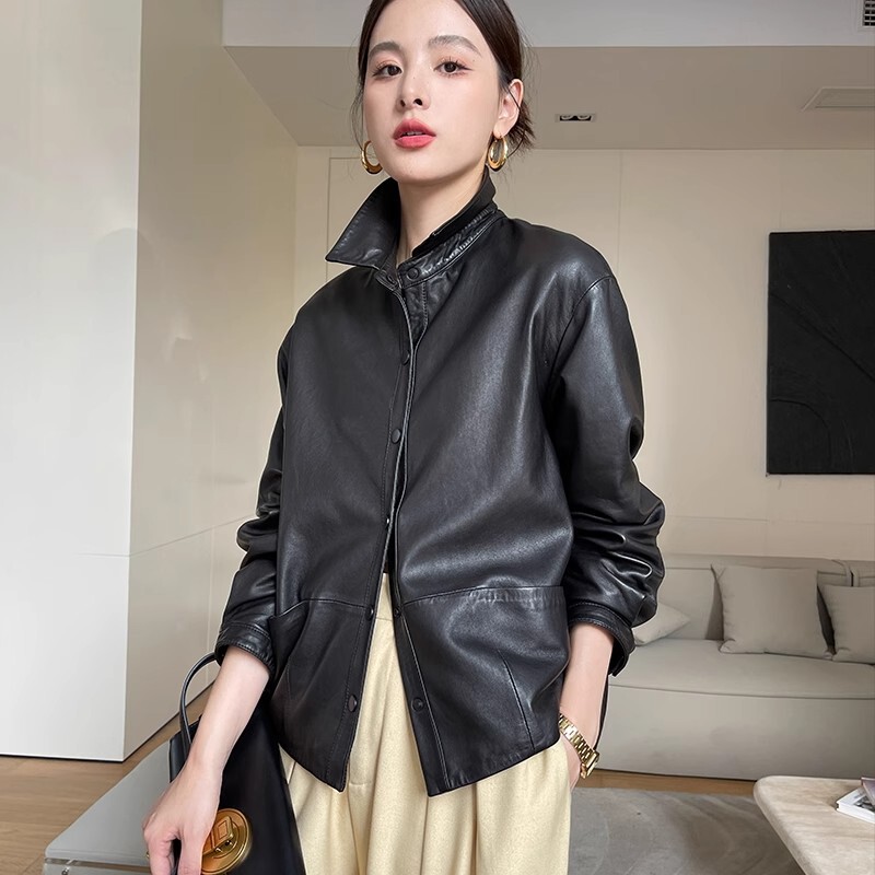 2026 Autumn and Winter New Style Genuine Leather Jacket for Women with Shirt Collar, Short Black Sheepskin Casual Simple Leather Jacket