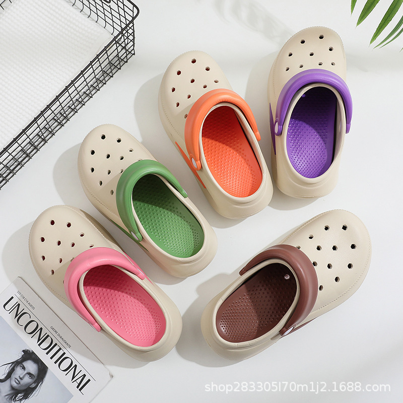 Zapatos con agujeros de suela gruesa para mujer 2025 nuevo estilo antideslizante eva Baotou sandalias y zapatillas de playa para uso exterior de verano