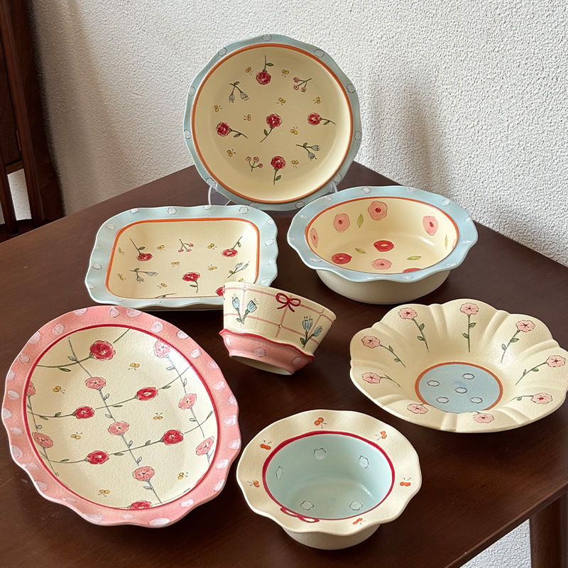Fresh and Trendy Floral-Themed Tableware Salad Bowls and Plates, Popular Online Tableware with Handles, Wholesale Ceramic Tableware